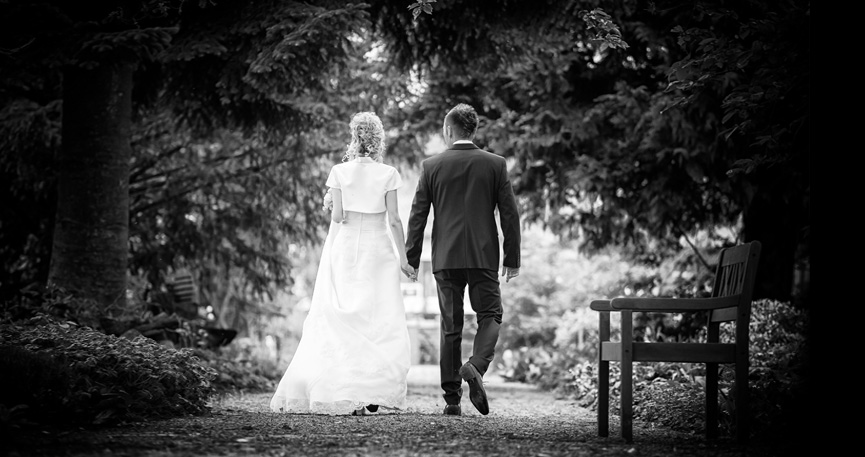 Gartenzeiten Schwarz Hochzeitfotos